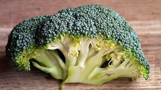 Superalimentos: ¿Qué son? ¿Cuáles son? y alimentos a evitar Brócoli